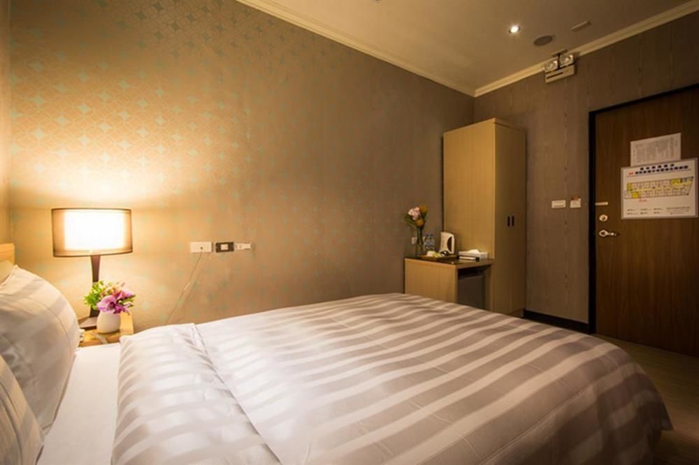 A Casa Hotel Taoyuan Bagian luar foto